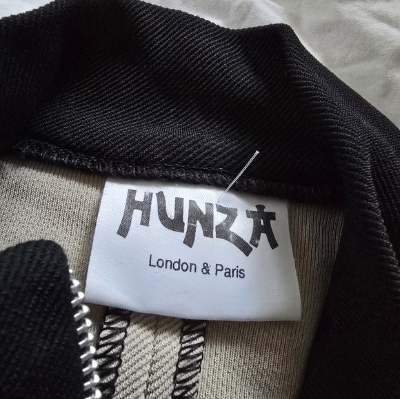 Hunza London & Paris Designer Dress - Picture 4 of 7